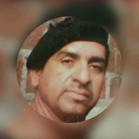 Meet your Posher, Enrique - Picture 1 of 1